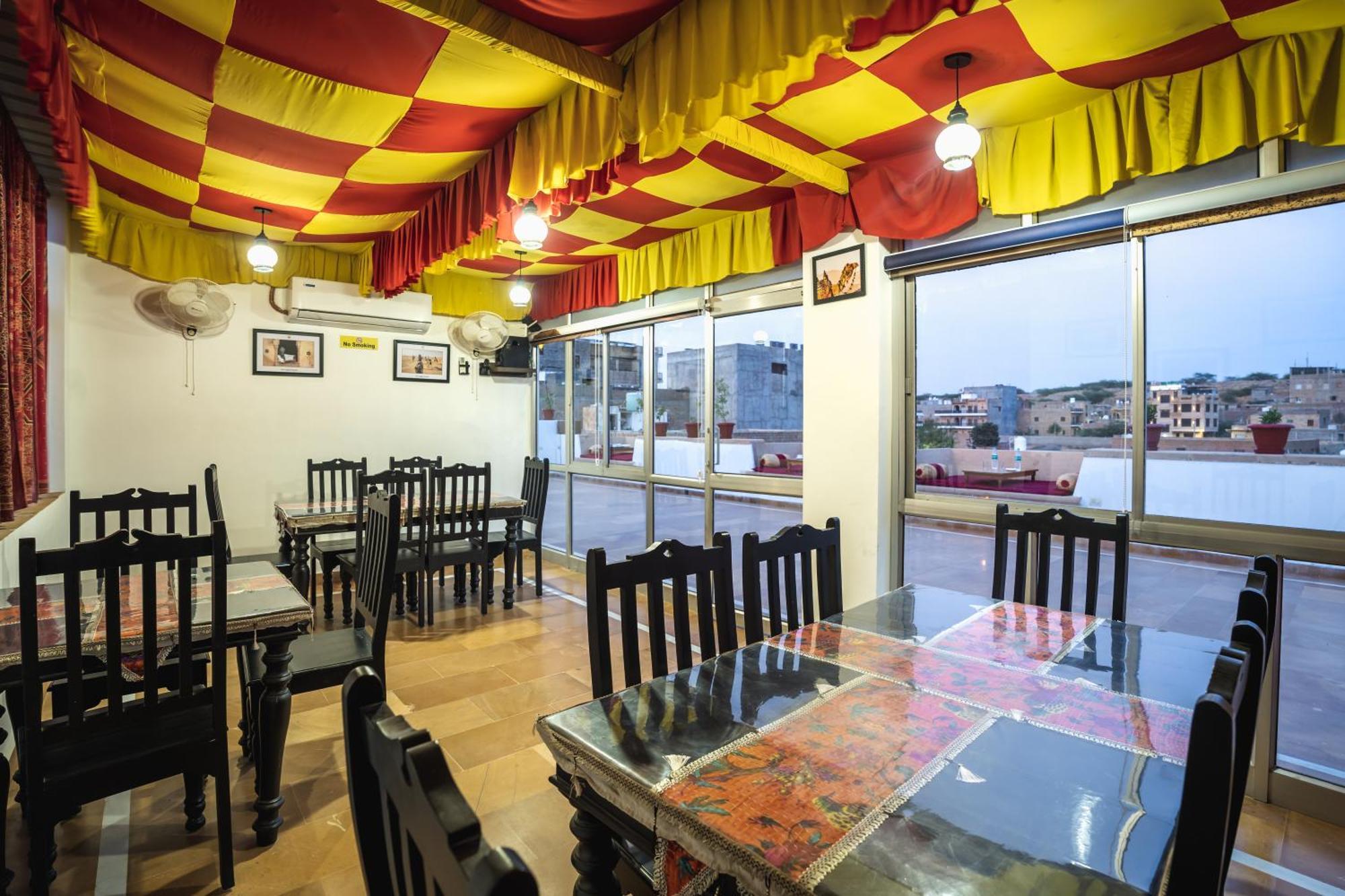 The Legend Haveli Hotell Jaisalmer Exteriör bild